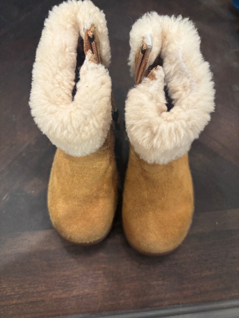 Girls UGG boots size 12